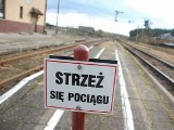 Kwidzyn: Tir wjechał pod pociąg