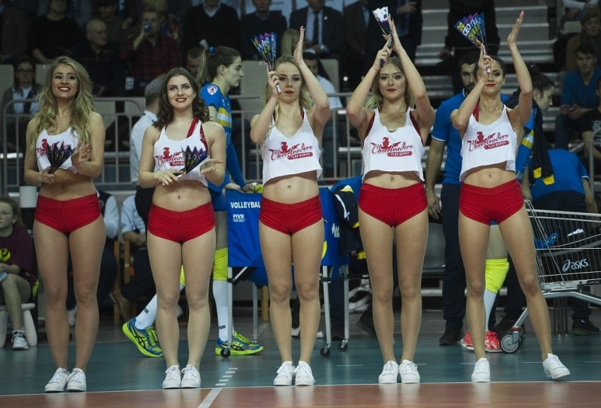 Cheerleaders Flex Sopot podczas meczu Ligi Mistrzyń Chemik...