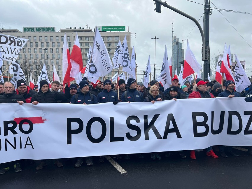 Rolnicy protestują w Warszawie.