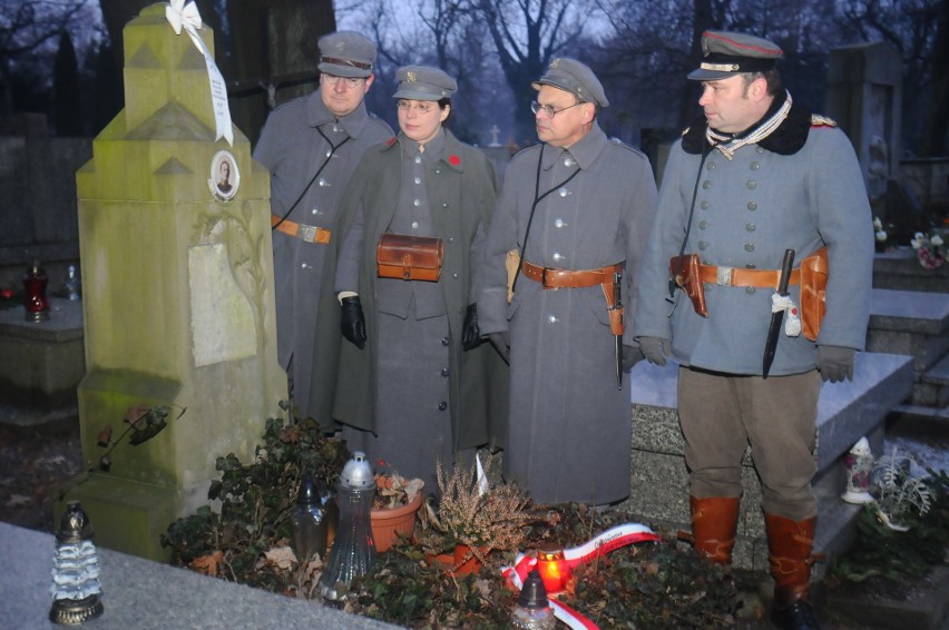 Inauguracja Rajdu Wojna Polsko-Czeska w Krakowie. Członkowie Regimentu ubrani w mundury Wojska Polskiego [ZDJĘCIA]