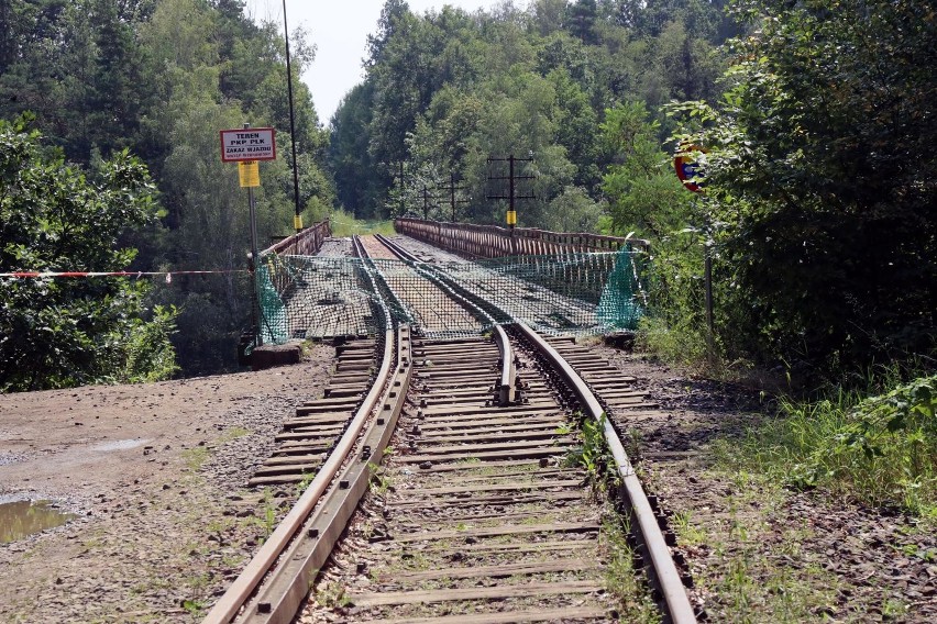 06.08.2020 pilchowicw zabytkowy most kolejowy nad jezioro...