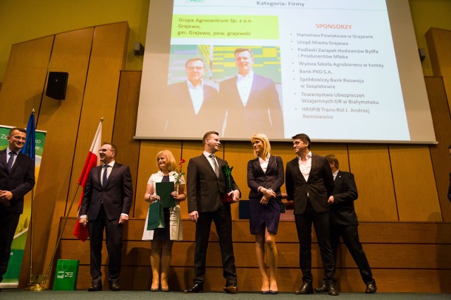 W prowadzenie firmy zaangażowana jest cała rodzina - Adam Pietruszyński w środku, Stanisław Pietruszyński z lewej (zdjęcie zrobione podczas Podlaskiej Agroligi)