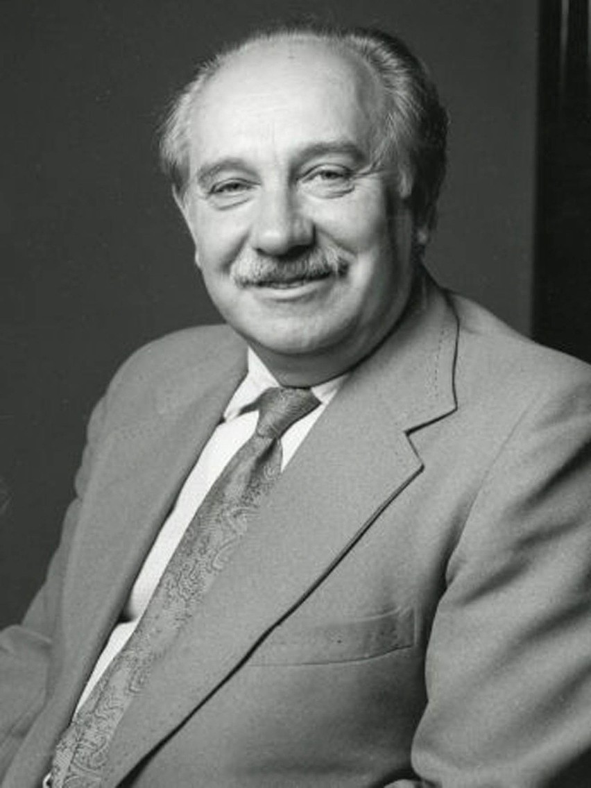 Prof. Józef Gierowski