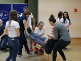 Uczniowie liceum w Kozienicach uczyli pracowników Elektrowni udzielania pierwszej pomocy