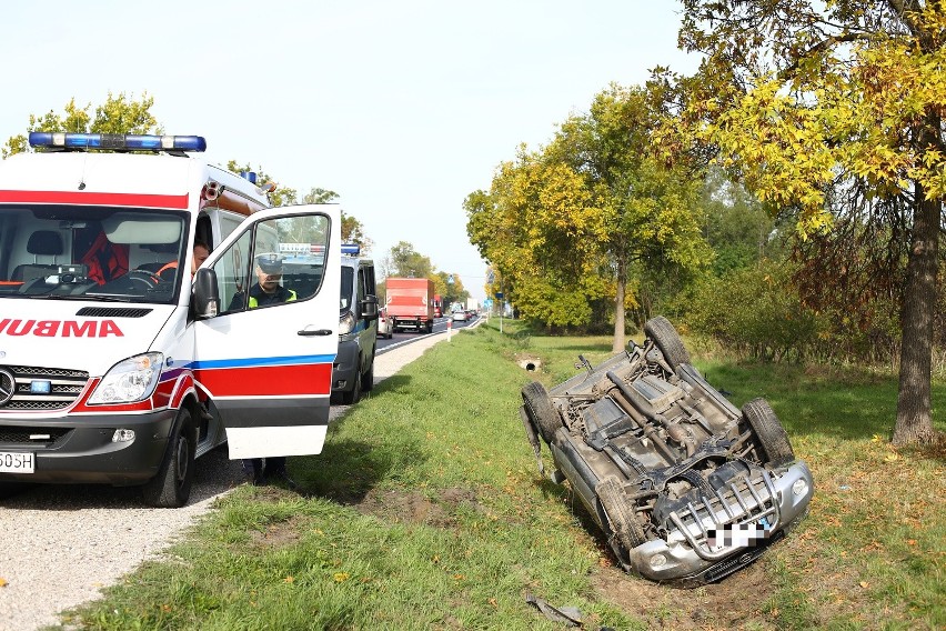 Miejsce wypadku na DK 12 w miejscowości Kiedrzyn koło...
