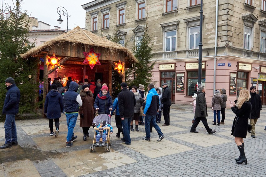 Świąteczne spacery w Boże Narodzenie ulicami Lublina (ZDJĘCIA), cz. II