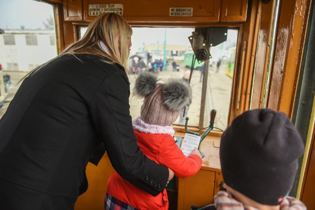 Katarzynki 2018: Drzwi otwarte MPK Poznań. Można nawet poprowadzić tramwaj