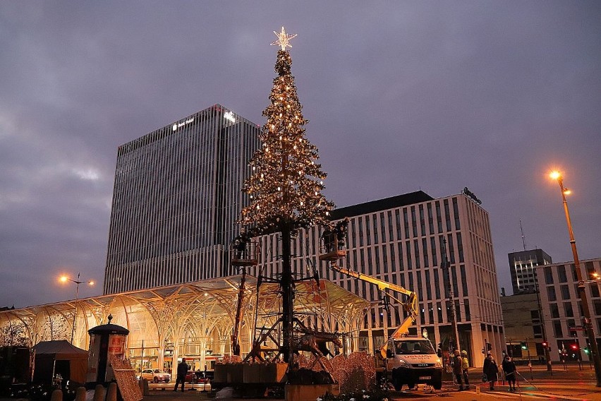 1 grudnia na Piotrkowskiej rozbłyśnie świąteczna iluminacja...
