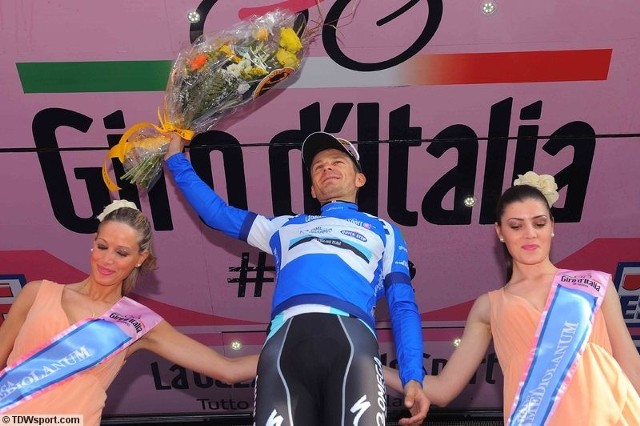 Michał Gołaś jechał w niebieskiej koszulce najlepszego górala Giro d'Italia w tym sezonie.