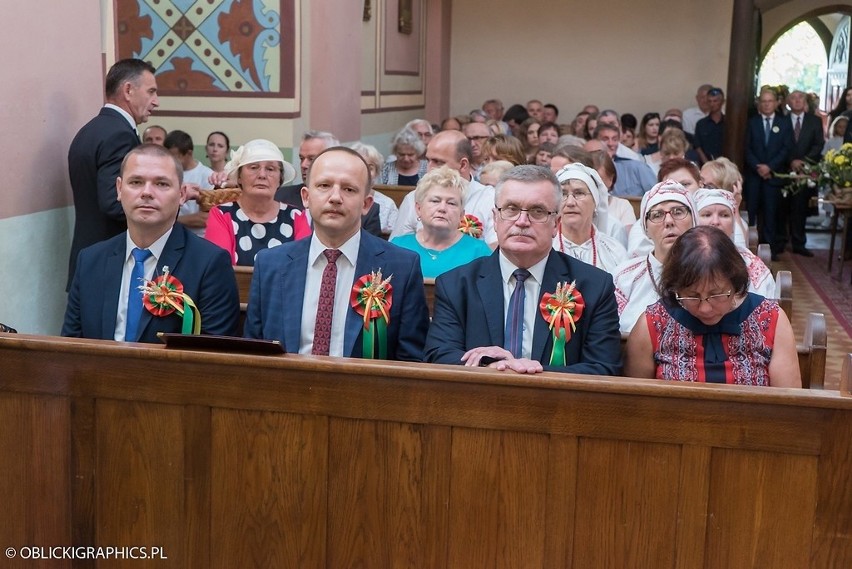 Baranów Sandomierski. Gminne dożynki i honory dla posła [ZDJĘCIA]