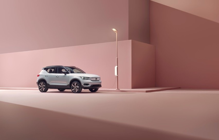 Volvo XC40 Recharge...