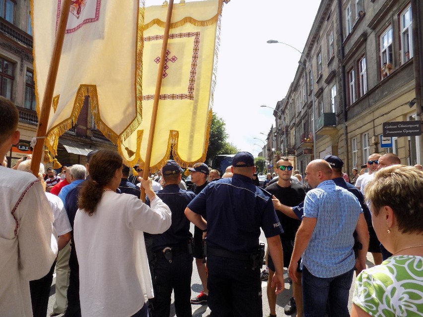 Procesja w Przemyślu. 23 zatrzymanych, 9 z zarzutami [FOTO, WIDEO]