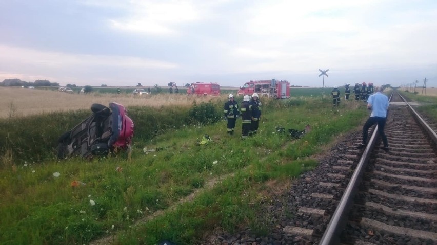 Strażacy z regionu, w tym OSP Dobrcz, wyruszyli do akcji w...