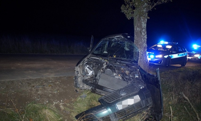 Wypadek między Machowinem a Wytownem. Jedna osoba trafiła do szpitala [ZDJĘCIA, WIDEO]