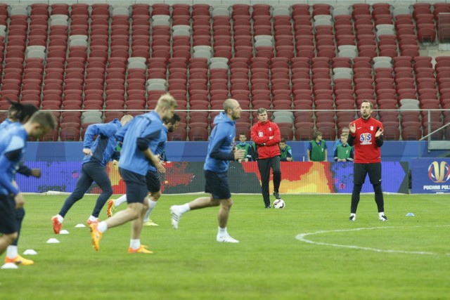 Lech – Legia na żywo w finale Pucharu Polski. Transmisja meczu Lech – Legia w Polsacie i Polsacie Sport. Początek meczu Lech Poznań – Legia Warszawa o godz. 16. Relacja Pucharu Polski na żywo online na stronie gazetwroclawsk.pl. TRANSMISJA meczu LECH – LEGIA: WYNIK NA ŻYWO.