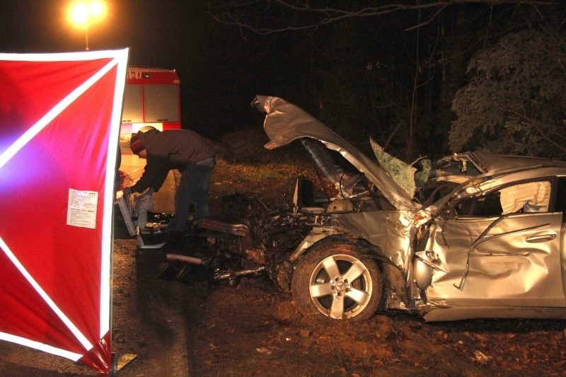 Wypadek w gminie Zagnańsk pod Kielcami. Nie żyje młody mężczyzna