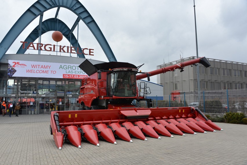 Agrotech 2019 w Kielcach. Cudne i mega nowoczesne ciągniki zachwycają 