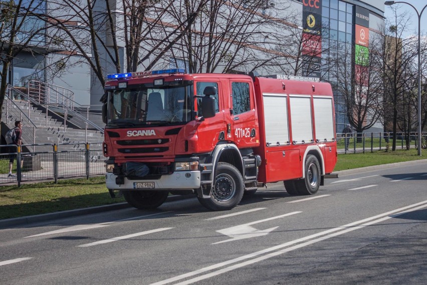 Groźny wypadek w Jastrzębiu: trzy osoby ranne