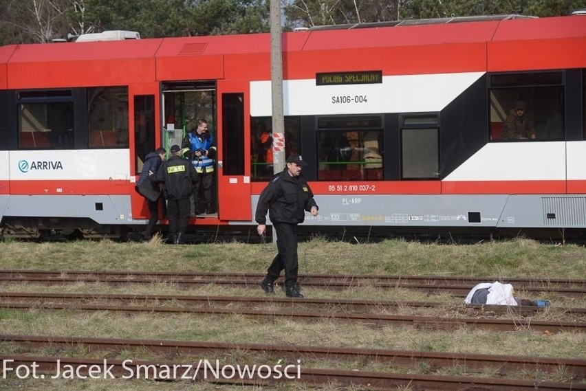 Atak terrorystyczny na pociąg Arrviy [zdjęcia]