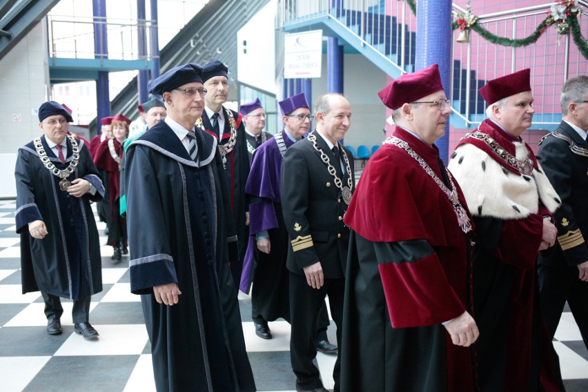 Prof. Janusz Mroczka został doktorem honoris causa...