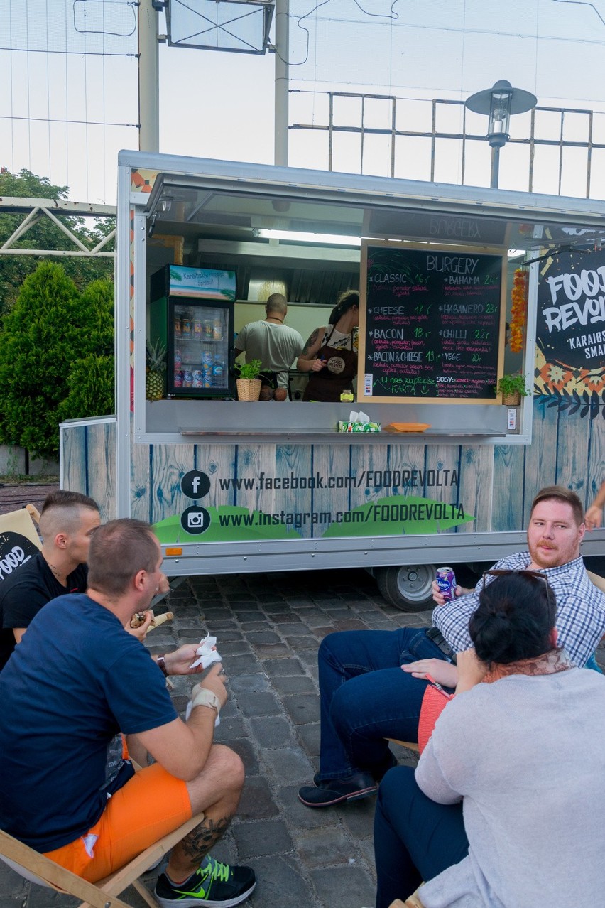 II zlot food trucków na rynku w Mysłowicach