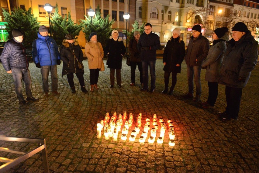 W Świnoujściu uczcili pamięć poległych podczas stanu wojennego [ZDJĘCIA]