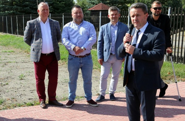 Za inwestycję dziękował burmistrz Staszowa Leszek Kopeć.