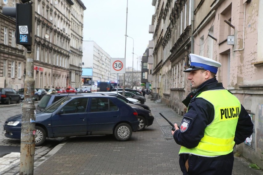 Funkcjonariusze SOP po podwyżkach mają zarabiać średnio 7234...