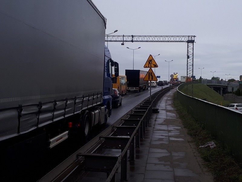 Remont DK 94 w Olkuszu na wiadukcie przy skrzyżowaniu z ul....