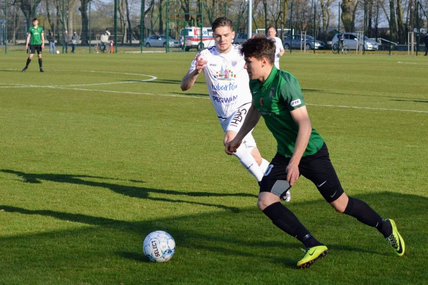 3 liga. Lewart Lubartów - Stal Stalowa Wola 1:2. Zielono-czarni wygrali w dramatycznych okolicznościach po golu doliczonym czasie! (ZDJĘCIA)