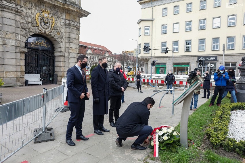 11. rocznica katastrofy smoleńskiej. Skromne obchody w...