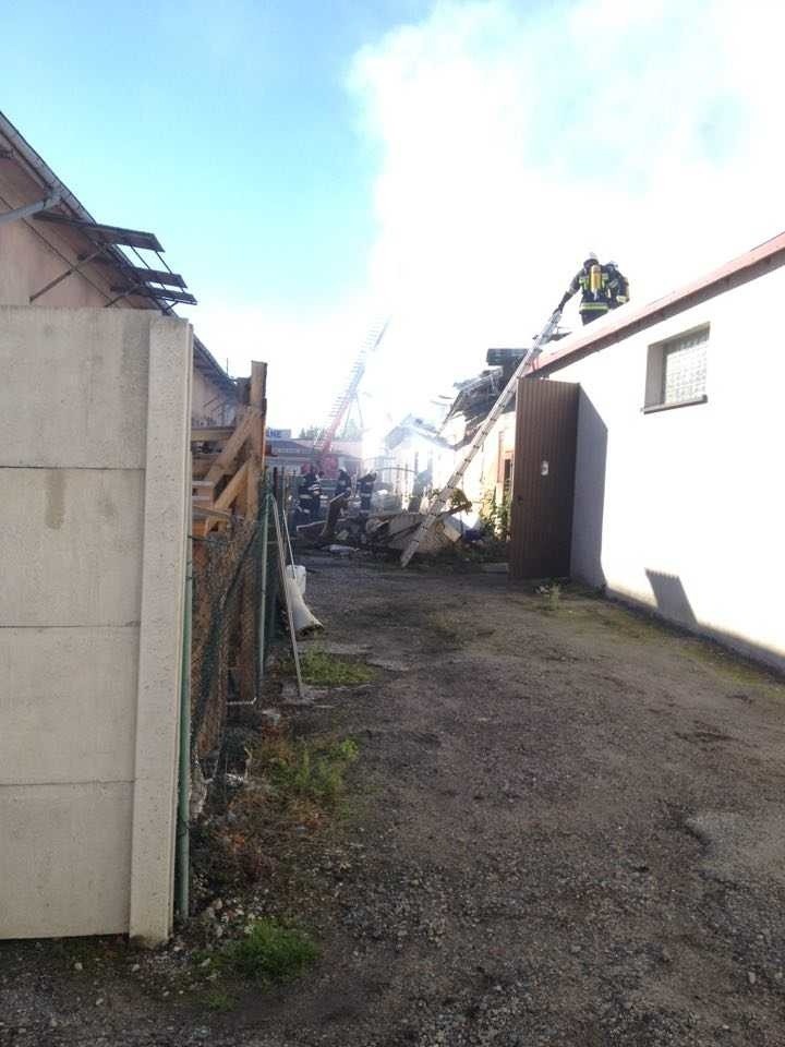 Pożar w Prudniku. Spłoną sklep rolniczy przy ul. Prężyńskiej