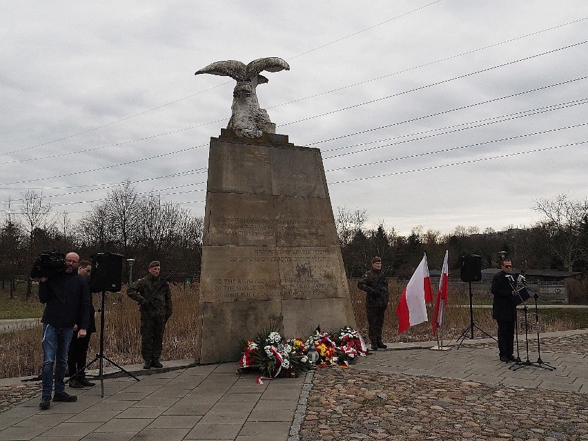 W piątek, 24 marca br. w Narodowym Dniu Pamięci Polaków...