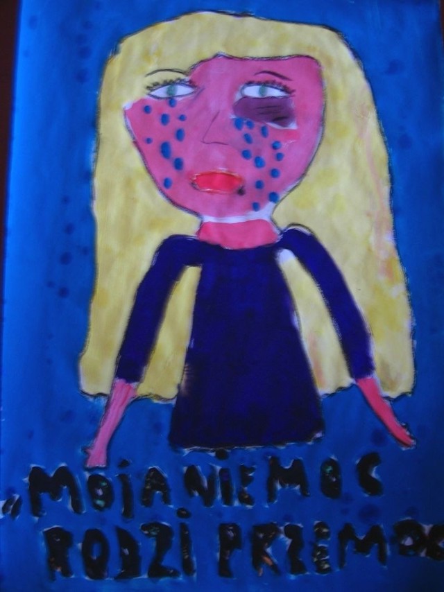 Plakat autorstwa 10-letniej Agnieszki Koterbickiej z SP w Sufczynie propagował tegoroczną edycję kampanii przeciw przemocy w rodzinie