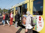 Urzędnicy sprawdzą, dlaczego jest tłoczno w tramwaju numer 9