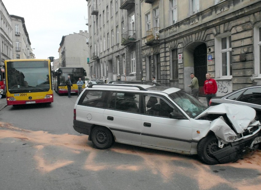 Pijanego kierowcę, który rano rozbijał samochody na Struga,...