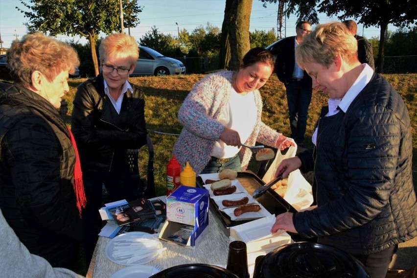 W oryginalny sposób Adam Straszyński, kandydat na burmistrza...