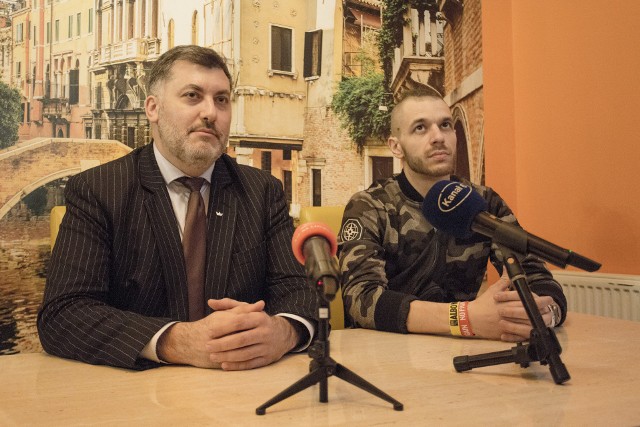 „Będzie kontrola Tarczy Antykryzysowej” - zapowiedział Artur Dziambor podczas wizyty w Duo Cafe w Słupsku