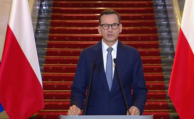 Premier Mateusz Morawiecki: Unijni biurokraci za nic mają bezpieczeństwo Polski i po prostu chcą zrealizować swój obłędny plan.