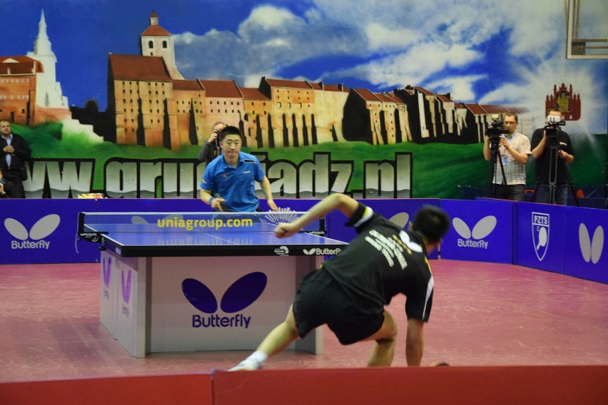 Wang Yang (Olimpia-Unia) wygrał partię z Xu Huiem (Eslovs Ai...