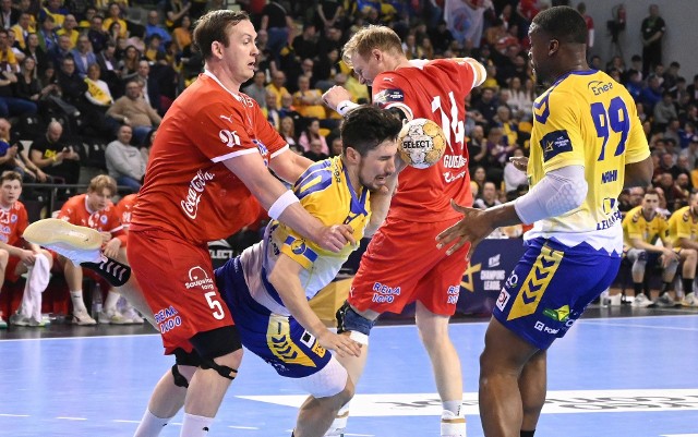 Alex Dujszebajew rzucił 8 bramek dla Industrii Kielce w meczu z Kolstad Handball, a Dylan Nahi 6.