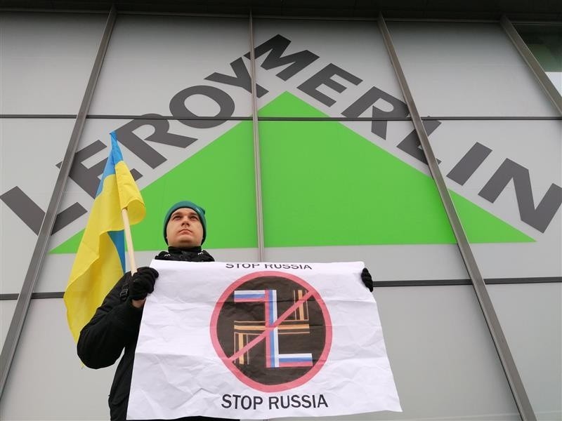 Protest pod Leroy Merlin Gdańsk