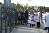 Protest obrońców przyrody pod Szklanym Domem w Ciekotach. Jubileusz Świętokrzyskiego Parku Narodowego z konfliktem w tle (ZDJĘCIA, WIDEO)