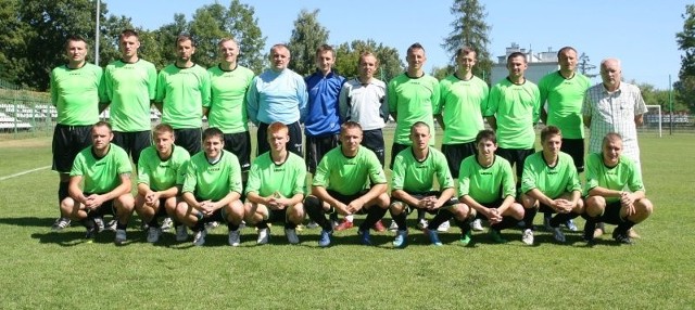 W górnym rzędzie, od lewej: Radosław Kardas, Piotr Pawłowski, Karol Drej, Marek Gołąbek, Tomasz Dymanowski, Michał Ścisłowicz, Przemysław Boszczyk, Łukasz Szymoniak, Wojciech Kucała, Krystian Płusa, Dariusz Kozubek, trener Bogusław Dąbrowski. W dolnym rzędzie, od lewej: Dariusz Anduła, Szymon Michta, Piotr Gardynik, Grzegorz Grzegorski, Krzysztof Trela, Mirosław Kalista, Damian Gardynik, Piotr Fortuna, Paweł Kiełbasa. 