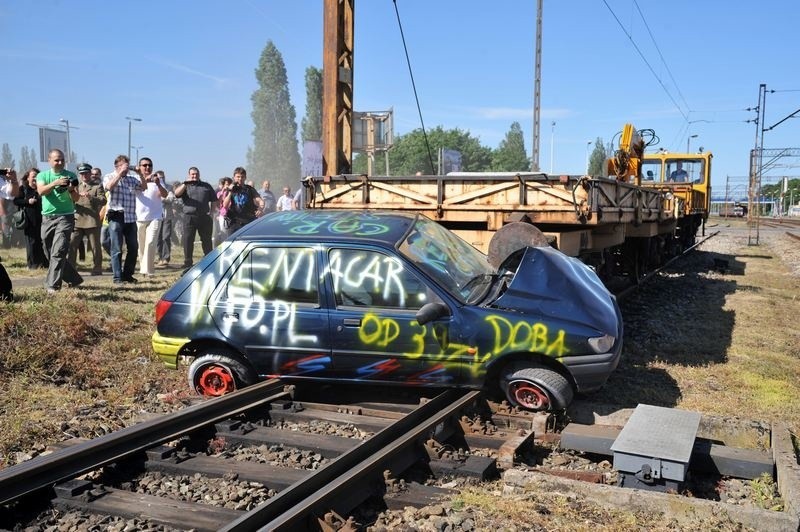 Szczecin: Symulacja wypadku na przejedzie kolejowym