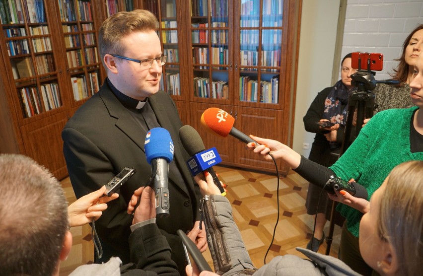 Odwołanie wydarzeń religijnych, więcej mszy i modlitwa. To odpowiedź Kościoła na koronawirusa w Lublinie