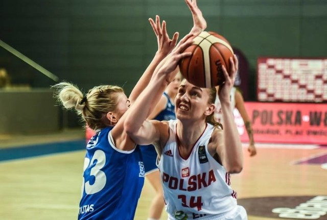 Karolina Poboży podczas jednego z meczów reprezentacji Polski