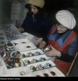 Boże Narodzenie na starych zdjęciach. Zobacz, jak kiedyś Polacy przygotowywali się do świąt i spędzali ten grudniowy czas! 