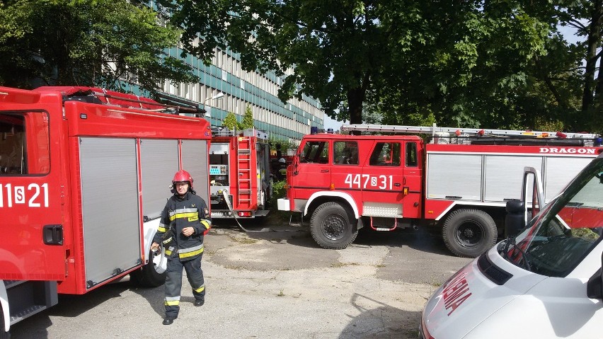 Wybuch gazu w szkole: Ćwiczenia strażackie