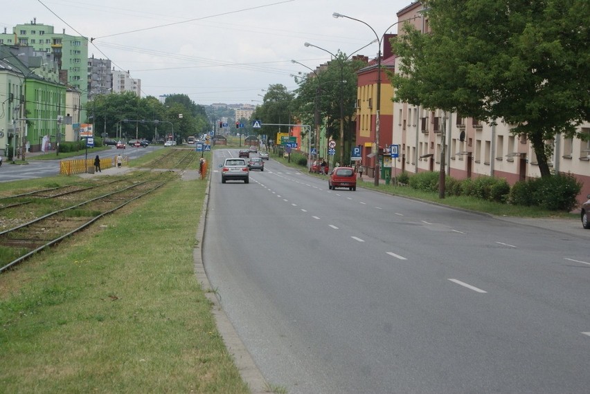 Dziurawa ulica Piłsudskiego rzeczywiście wymaga pilnego...